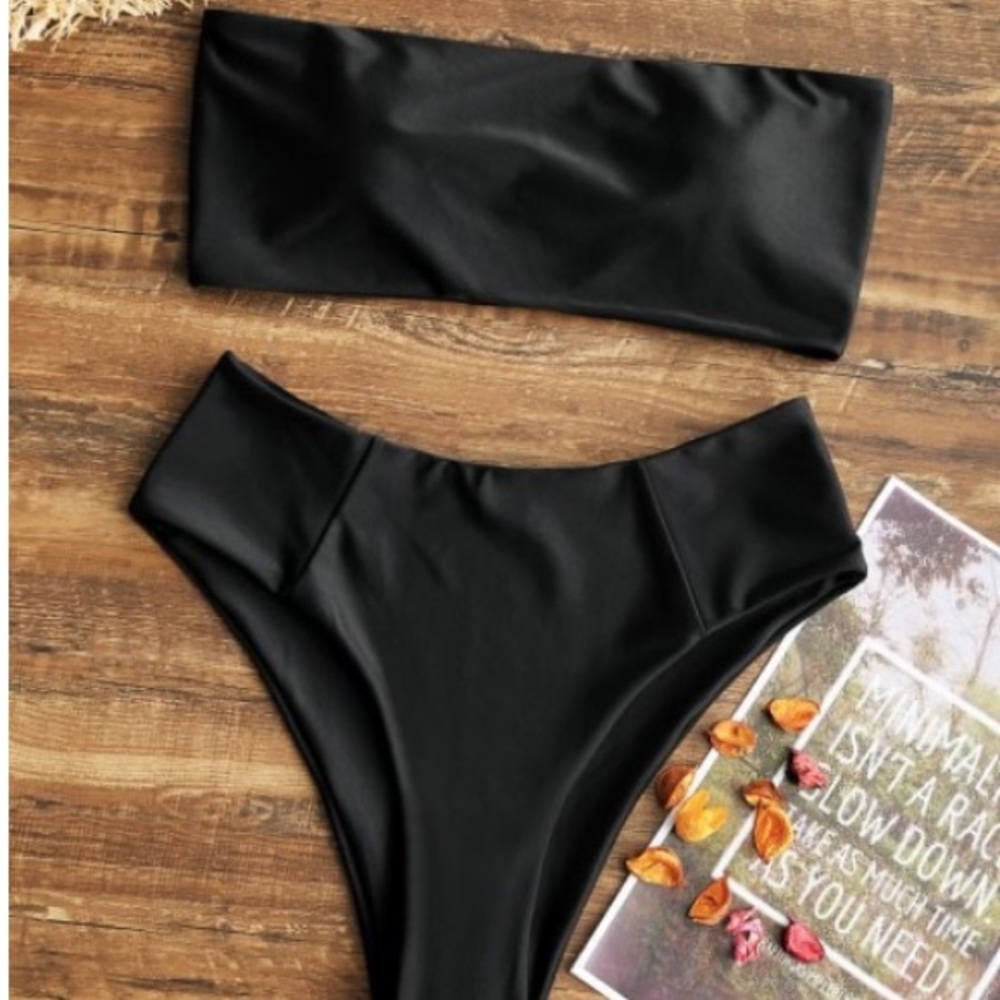 🌿Zaful High Cut Bandeau Bikini Set🌿